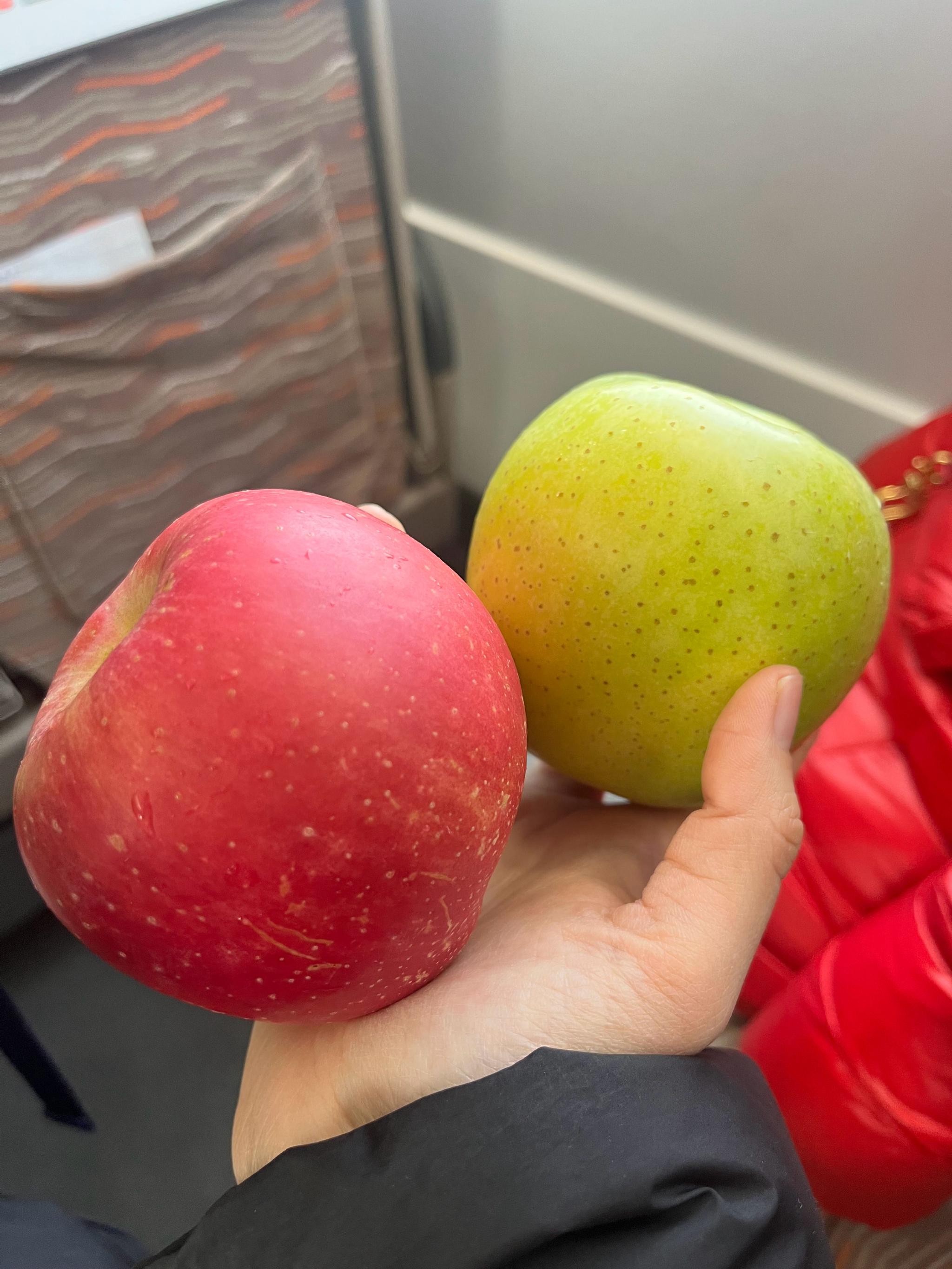 关于吃苹果的新闻浙江新闻app下载苹果